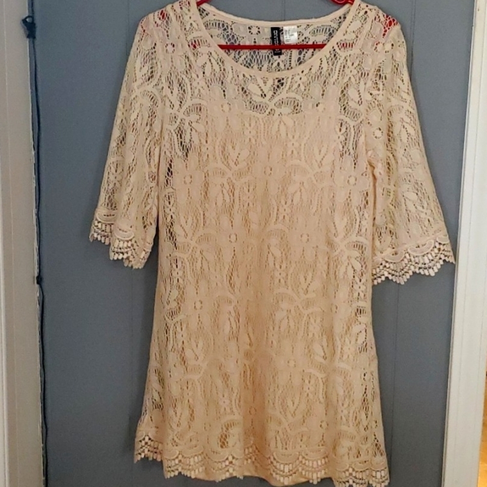 Crochet lace dress